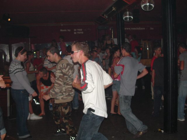 gal/Ranch Disco 02/Image700.jpg